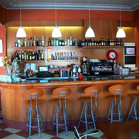 La Fonda Llobera Guest house 2*