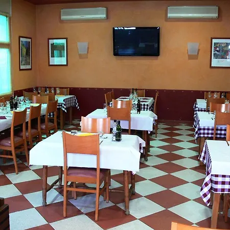 La Fonda Llobera Guest house